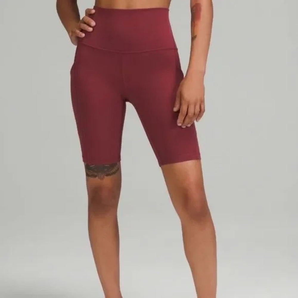Lululemon Align Shorts, Mulled Wine biker shorts size 6